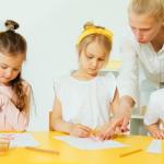 Od litery do sukcesu: metody przystosowane dla uczniów z dysleksją lub innymi trudnościami